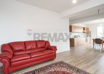 Villa Via San Gaudenzio, 12 
 Locate, Ponte San Pietro - photo 14