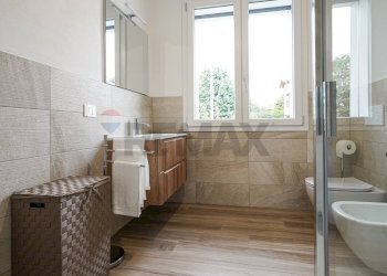 Villa Via San Gaudenzio, 12 
 Locate, Ponte San Pietro - photo 18