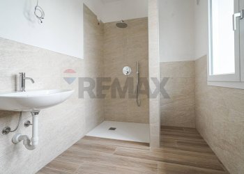 Villa Via San Gaudenzio, 12 
 Locate, Ponte San Pietro - photo 26