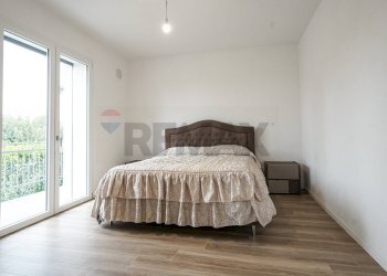 Villa Via San Gaudenzio, 12 
 Locate, Ponte San Pietro - photo 27