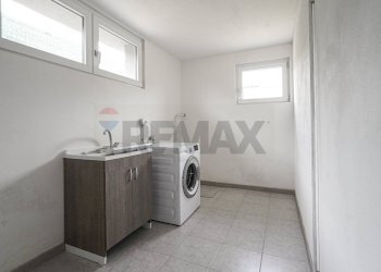 Villa Via San Gaudenzio, 12 
 Locate, Ponte San Pietro - photo 44