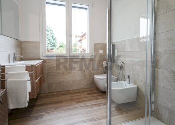 Villa Via San Gaudenzio, 12 
 Locate, Ponte San Pietro - photo 56