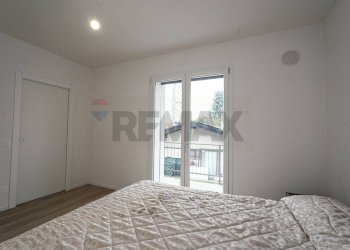 Villa Via San Gaudenzio, 12 
 Locate, Ponte San Pietro - photo 59