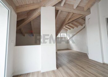 Villa Via San Gaudenzio, 12 
 Locate, Ponte San Pietro - photo 67