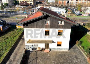 Casa indipendente Via Valeriana, 4
Boario Terme, Darfo Boario Terme - foto 5