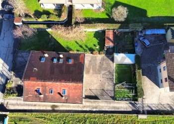 Casa indipendente Via Valeriana, 4
Boario Terme, Darfo Boario Terme - foto 10