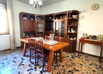 Casa indipendente Via Valeriana, 4
Boario Terme, Darfo Boario Terme - foto 23