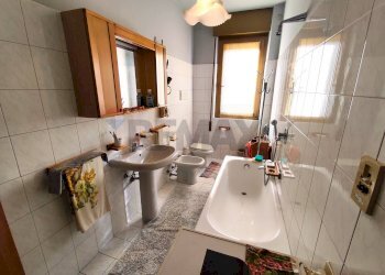Casa indipendente Via Valeriana, 4
Boario Terme, Darfo Boario Terme - foto 27