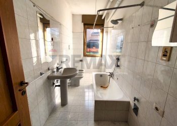 Casa indipendente Via Valeriana, 4
Boario Terme, Darfo Boario Terme - foto 43