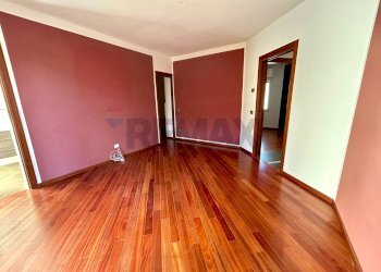 Two-room apartment Lovere, BG, Lovere - photo 27