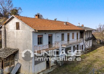 Casa indipendente Via San Defendente, 11, Barge - foto 1