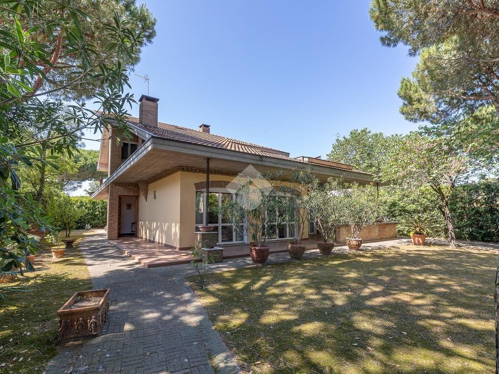 Villa Via Isonzo, Cervia - photo 1