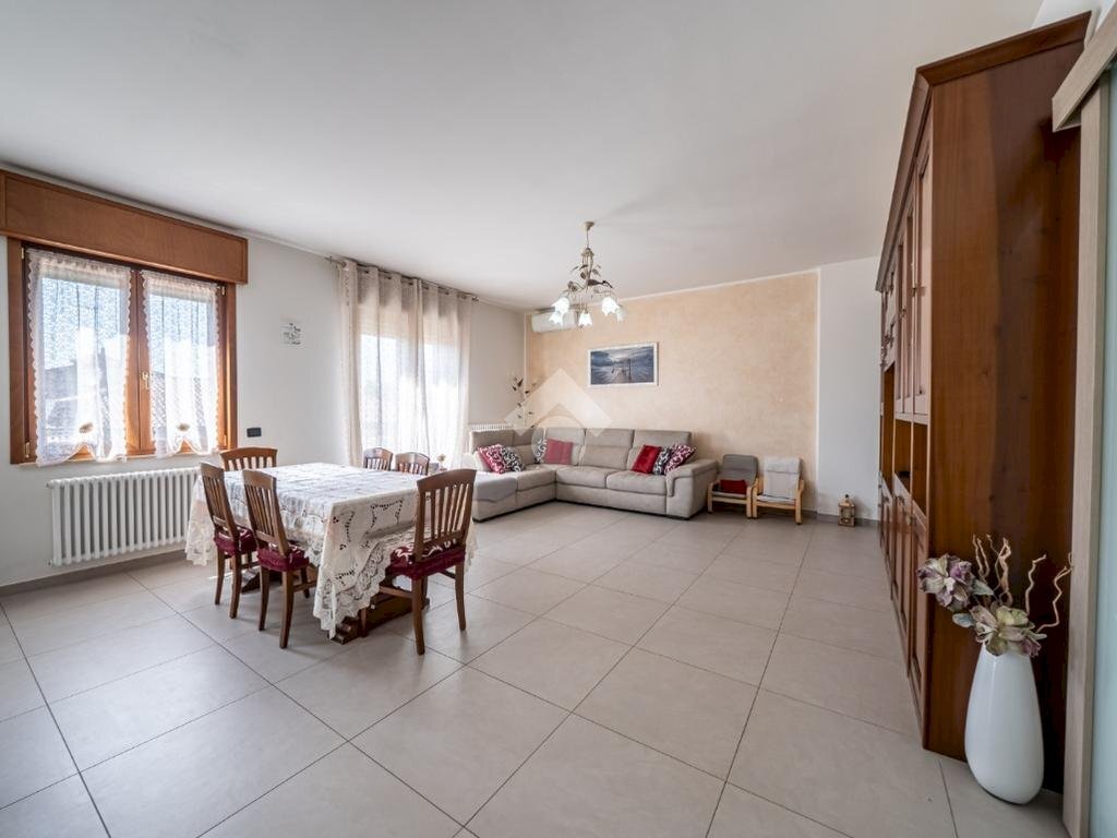 Four-room apartment Via Giardini Sud, Formigine - photo 3
