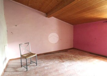 Semi-detached house Via della Resistenza, Langhirano - photo 11