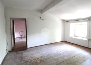 Semi-detached house Via della Resistenza, Langhirano - photo 15