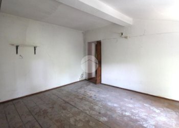 Semi-detached house Via della Resistenza, Langhirano - photo 16