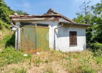 Semi-detached house Via della Resistenza, Langhirano - photo 17