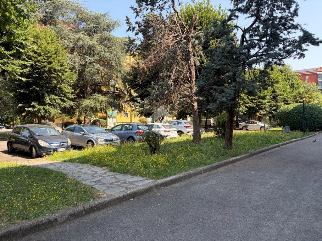 Trilocale Via Betti Ugo, Milano (zona Gallaratese) - foto 3