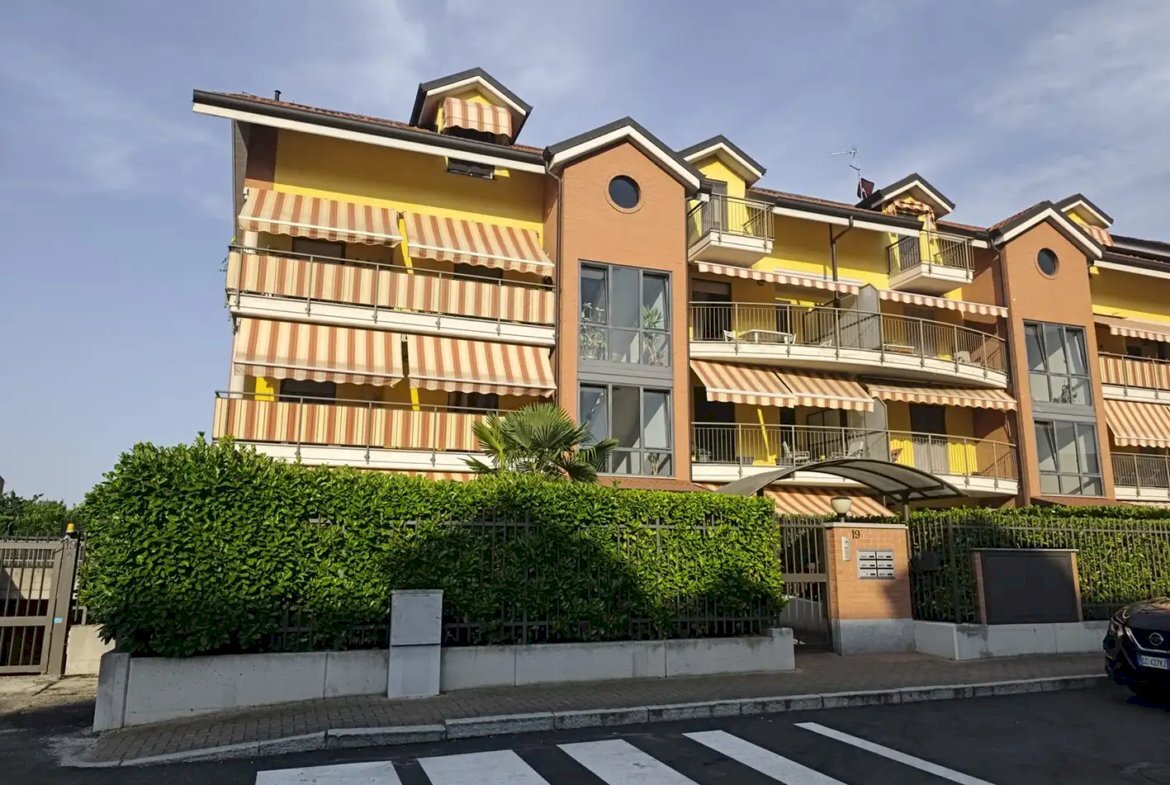 Apartment La Loggia via Aldo Moro 19, La Loggia - photo 2