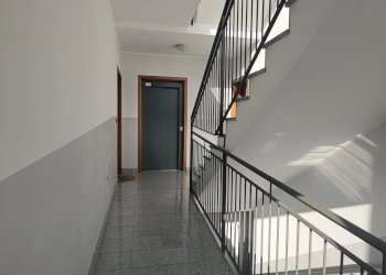 Four-room apartment La Loggia via Aldo Moro 19, La Loggia - photo 3