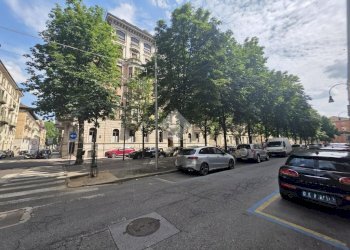 Two-room apartment Via Alessandro Manzoni, Torino (neighborhood Quadrilatero Romano) - photo 2