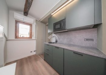 Bilocale Via San Massimo, Torino (zona Centro) - foto 2