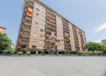 Quadrilocale Via Buenos Aires, Torino (zona Santa Rita) - foto 1