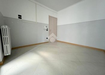 Apartment Via C. Benso di Cavour, Asti - photo 12
