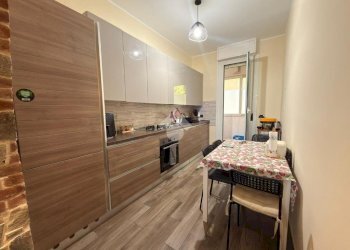 Apartment Via Due Dicembre 1944, Genova (neighborhood Palmaro) - photo 15