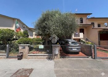 Villa a Schiera Via Caprera, Ravenna - foto 1