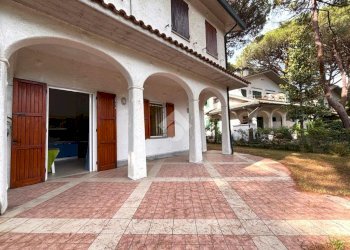 Four-room apartment Viale dei Ligustri, Ravenna (neighborhood Marina Romea) - photo 2