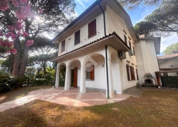 Four-room apartment Viale dei Ligustri, Ravenna (neighborhood Marina Romea) - photo 15