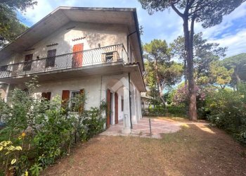 Four-room apartment Viale dei Ligustri, Ravenna (neighborhood Marina Romea) - photo 18