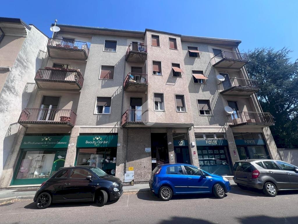 Two-room apartment Via Cesare Beccaria, Legnano - photo 1