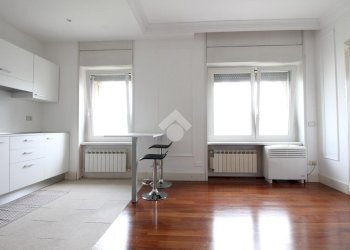 One-room apartment Prima strada, Segrate - photo 8