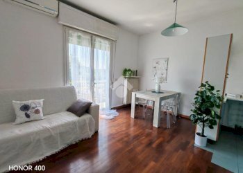 Bilocale Viale P. Gobetti, Modena (zona Buon Pastore - Parco Amendola) - foto 1