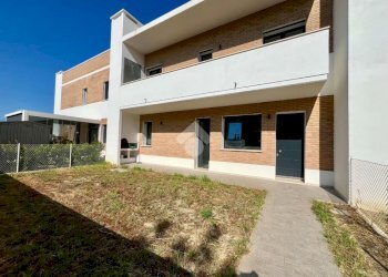 Villa a Schiera Piazza Elsa Morante, Ravenna (zona Borgo Montone) - foto 12
