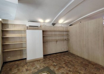 Shop Via Saragozza, 47, Bologna (neighborhood Centro Storico) - photo 15