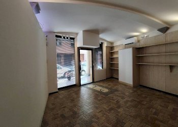 Shop Via Saragozza, 47, Bologna (neighborhood Centro Storico) - photo 16