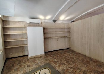 Shop Via Saragozza, 47, Bologna (neighborhood Centro Storico) - photo 19