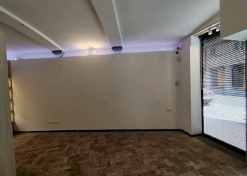 Shop Via Saragozza, 47, Bologna (neighborhood Centro Storico) - photo 22
