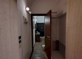 Shop Via Saragozza, 47, Bologna (neighborhood Centro Storico) - photo 31