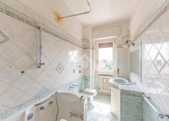 Three-room apartment Via Della Pace, Lainate - photo 19