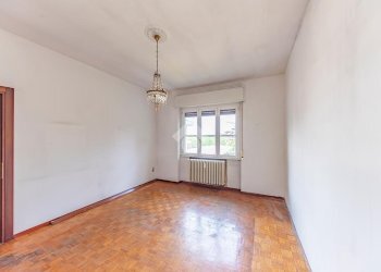 Three-room apartment Via Della Pace, Lainate - photo 32