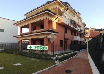 Box Via Monte Sabotino, Paderno Dugnano - photo 3