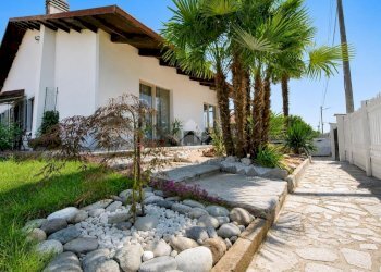 Villa Via Monsignor Antonio Peccora, Cigliano - foto 3