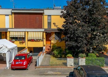 Terraced Villa via Peri, Sant'Ilario d'Enza - photo 2