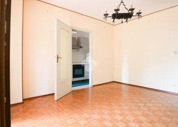 Three-room apartment Via Parri, Torre Pellice - photo 9
