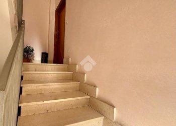 Four-room apartment Strada profonda, Alba - photo 19