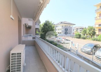 Quadrilocale Via Papa Giovanni XXIII, Rho - foto 11